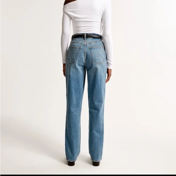 Abercrombie and Fitch The 90s Straight Ultra High Rise medium wash jeans size 25 - Picture 3 of 9